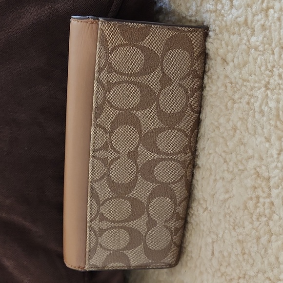 Coach Long Brown Leather Signature Continental Wallet 🤎 - Picture 4 of 16